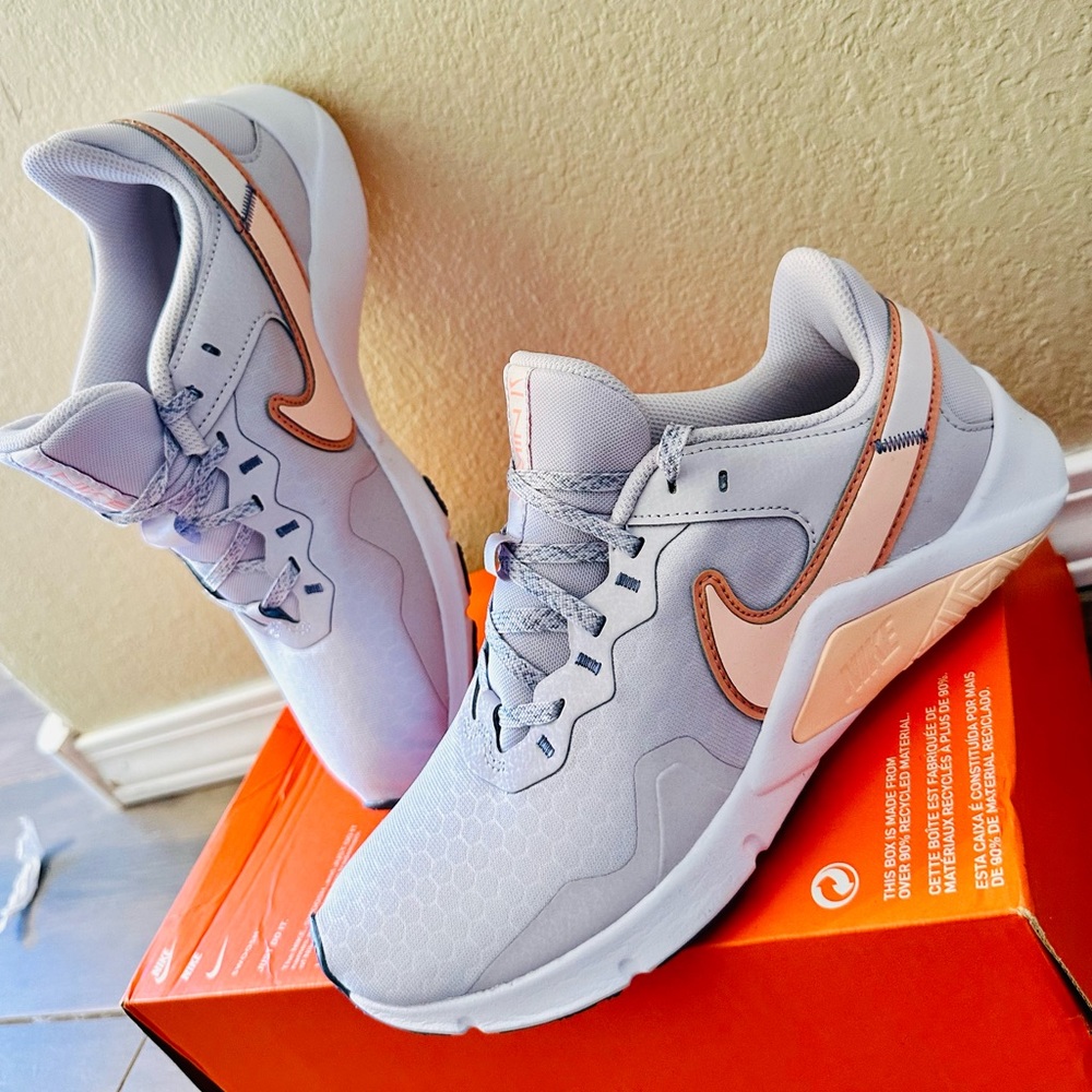 NEW Nike Legend Essential 2 'Venice Crimson Bliss' Training Shoes
